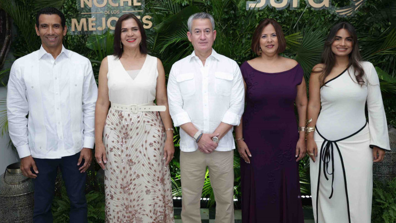 Gabriel Mancebo, Gina Jiménez, James García, Arelis Polanco y Marisol Quezada.