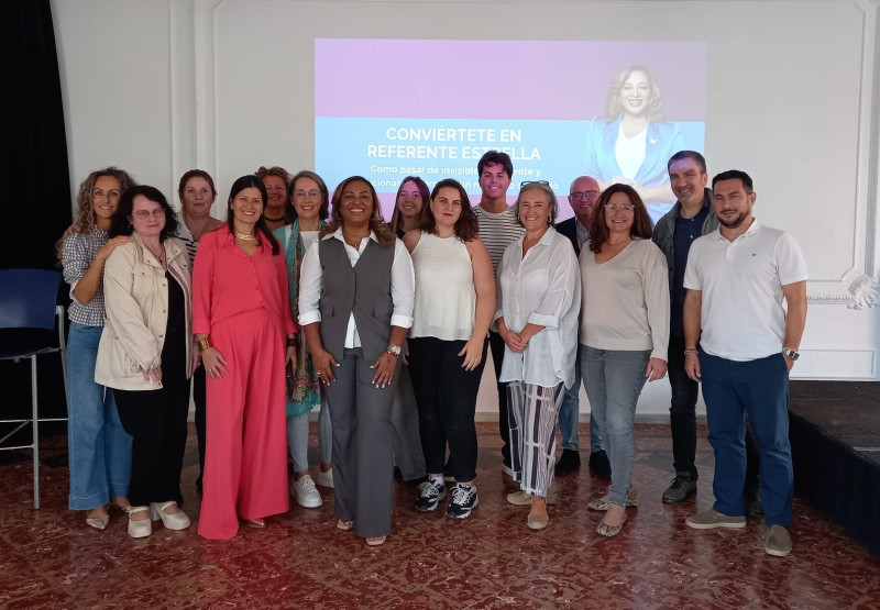 Irene Morillo junto a miembros de CETAC Automs en Barcelona