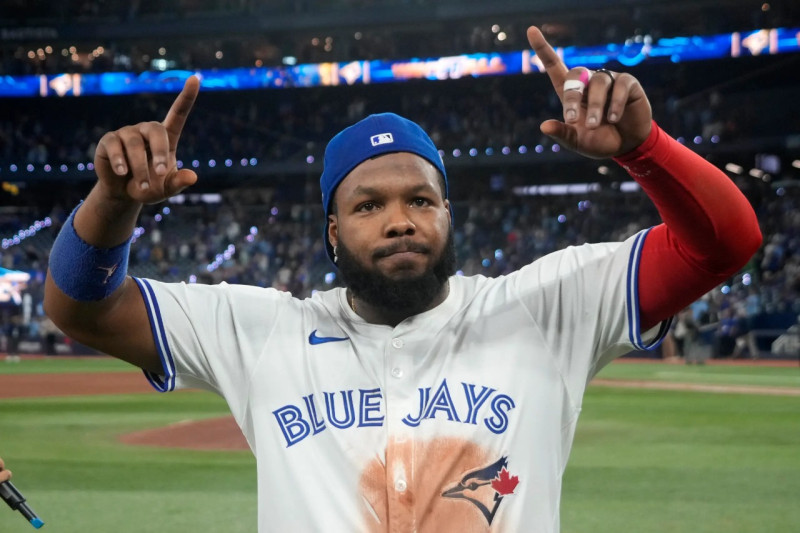 Vladimir Guerrero Jr ha registrado uno de los màs brillantes desempeños en la historia de los playoffs