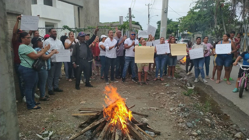 La escuela de la comunidad de Soto en La Vega está en un 90%.