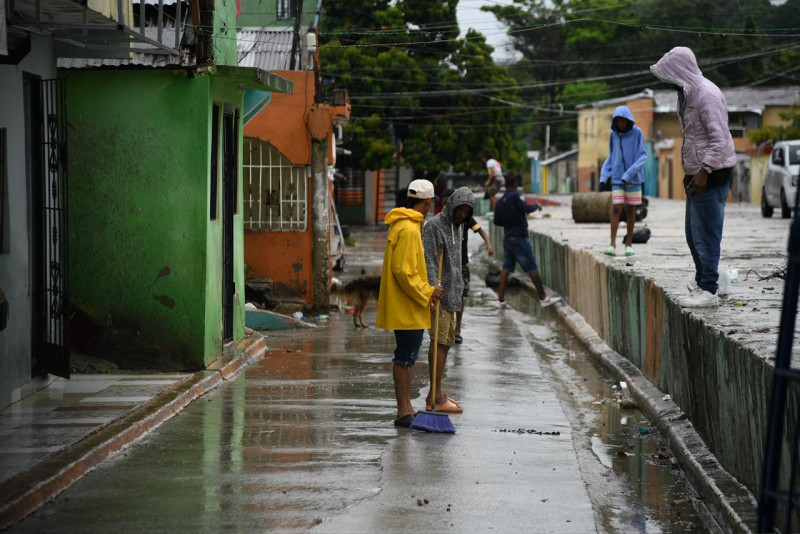 La cañada Benavides causa estrados en el sector