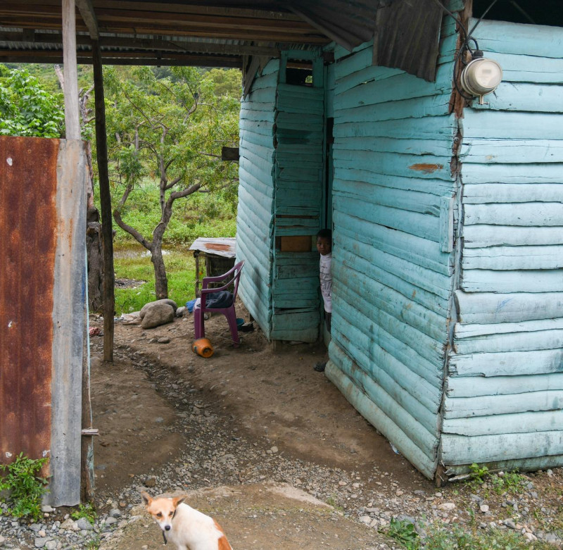 Familias de Sabaneta esperan que el Gobierno los ubique en otras zonas menos peligrosas ante lluvias.