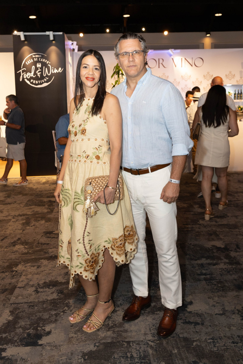 Michelle Rodríguez y Carlos Fernández.