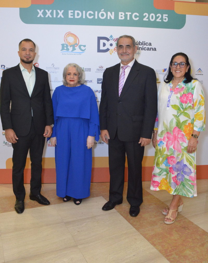 John Read, Nieves Colombani, Public Santander y Rosario Torrejón..