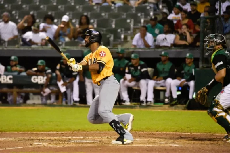Emmanuel Rodríguez fue el héroe ofensivo de las Águilas ante las Estrellas.