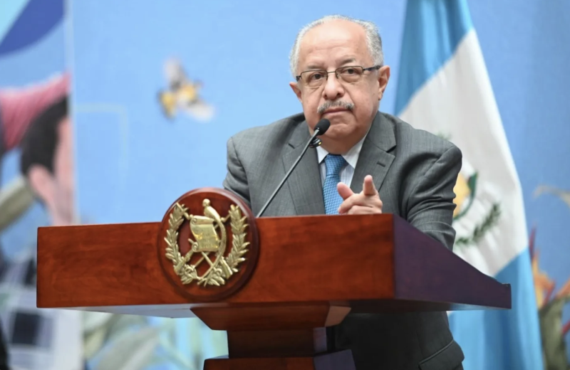 El canciller de Guatemala, Carlos Martínez, presentó la denuncia este miércoles ante la Organización de Estados Americanos (OEA).