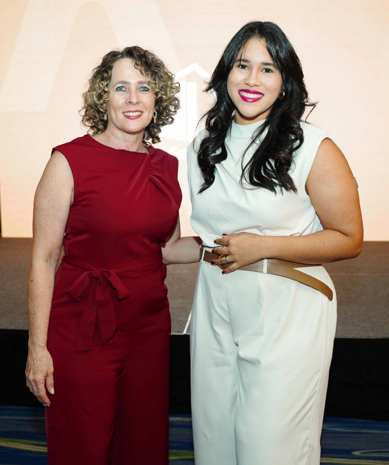 Ingrid Bello y Mirian Méndez.