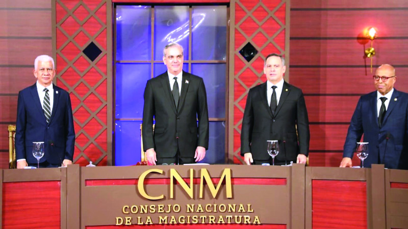 El presidente de la República, Luis Abinader, preside el organismo.