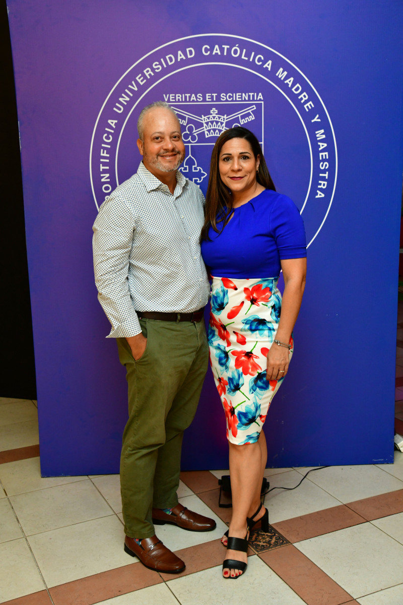 Rafael Placeres y Wendy Then.