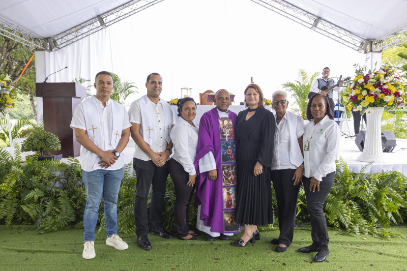 La ceremonia fue encabezada por los principales ejecutivos del Parque