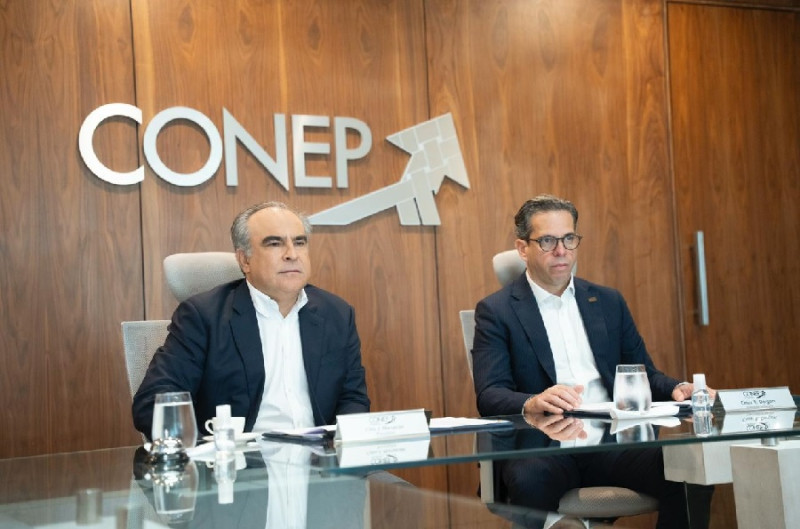 Celso Juan Marranzini, presidente del Conep, y César Dargam, vicepresidente ejecutivo del gremio empresarial.