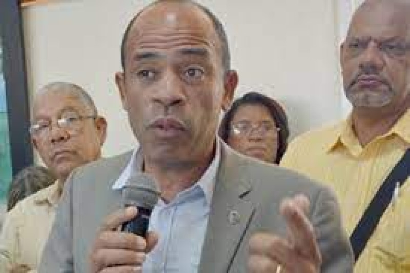 Wagner Reynaldo Gomera Aquino, catedrático de la UASD.