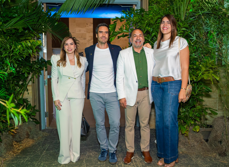 Linda Valette, Jaime Rojo, Wladimir Lendof y Paola Graciela Vargas