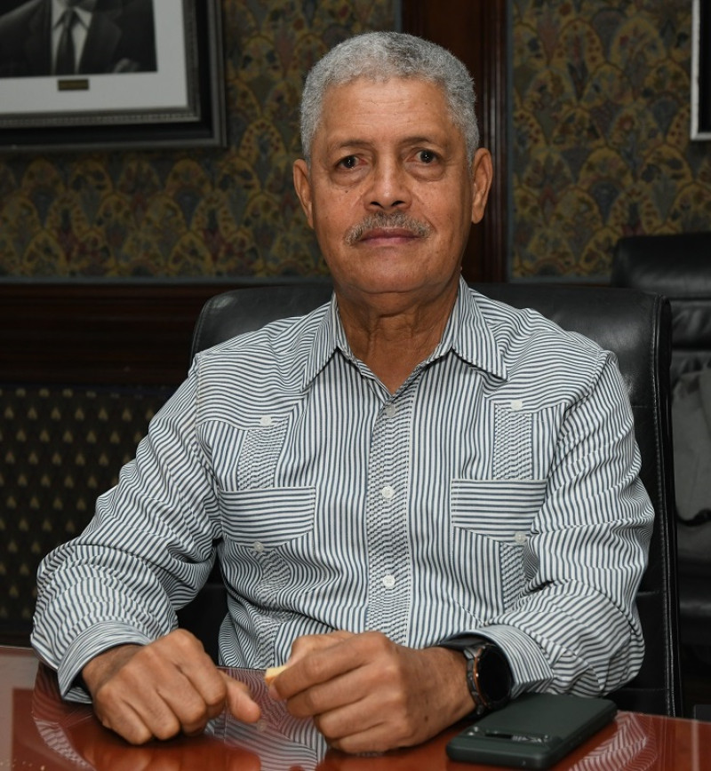 Luis Carvajal es biólogo, miembro de la ACRD y coordinador de la Comisión Ambiental de la Universidad Autónoma de Santo Domingo.