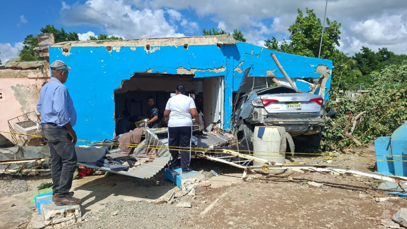 Esta casa muestra la destrucción provocada por el colapso de tanque de Inapa