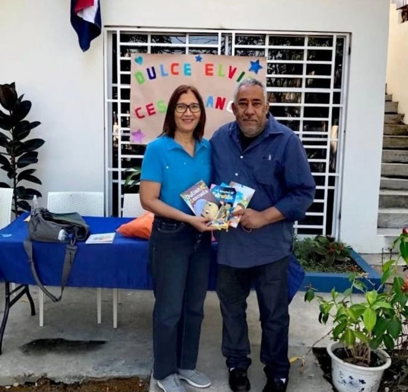 La protagonista de esta historia se graduó de licenciatura en Educación mención Preescolar y Primaria, en la Universidad Autónoma de Santo Domingo (UASD)