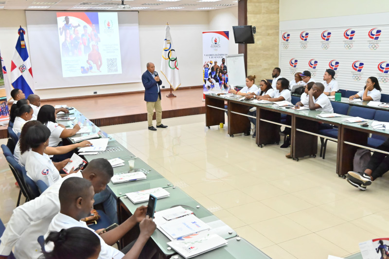 Una de las sesiones de la Academia Olímpica del COD.