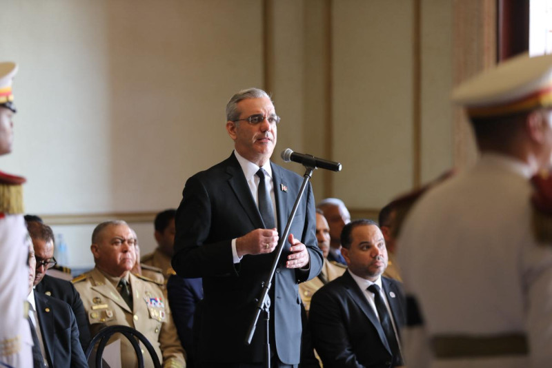 Abinader pronunica palabras en el acto solemne de Juancito Rodríguez