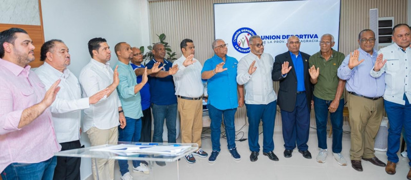 Jorge Tavárez, José Báez, Bernardo Aponte, Melvin Mingo, Rafael Filpo, Porfirio Guerrero, Baldy Cabrera, Iván Güilamo, Snyder Zorrilla, presidente de la UDEPA, Ramón Terrero, Frank Núñez, Porfirio Valoy y Manuel Aníbal, miembros de la directiva 2025-2029.