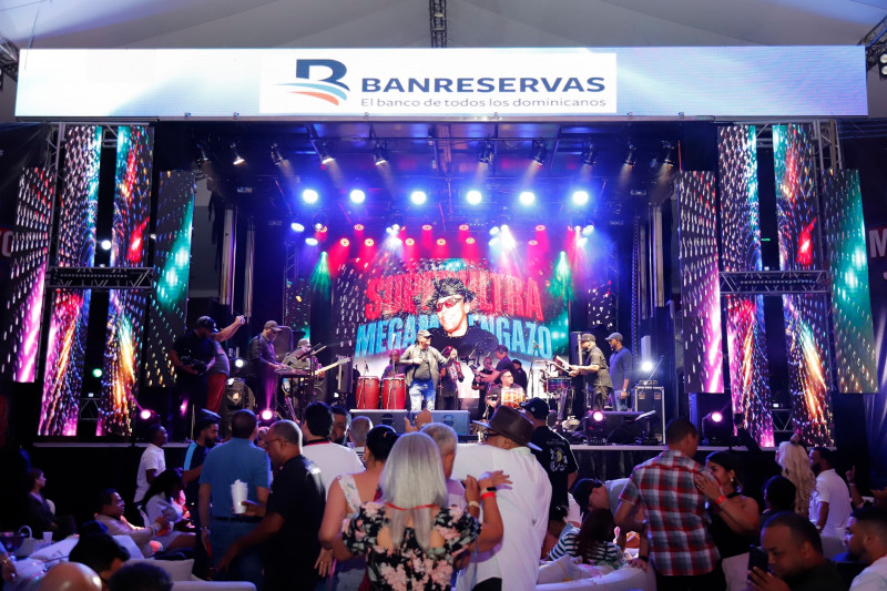 Sergio Vargas fue parte de los atractivos del "Super ultra mega merengazo 2025" en Jarabacoa, el domingo 9 de noviembre de 2025.