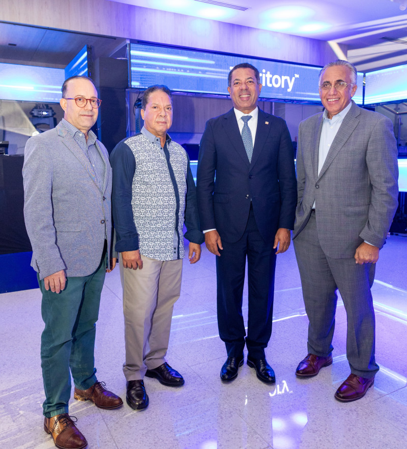 Javier Guzmán, César de los Santos, Ysidro García y Luisín Mejía.