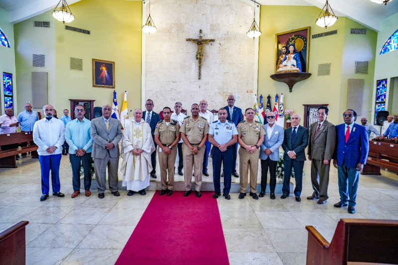 Iglesia Nuestra Señora del Carmen en las fuerzas armadas,misa de acción de gracias.