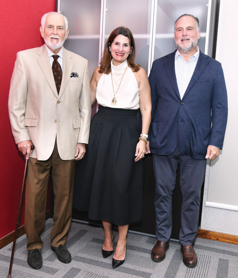 José Antonio Caro, Gía Caro y José Antonio Caro (hijo).