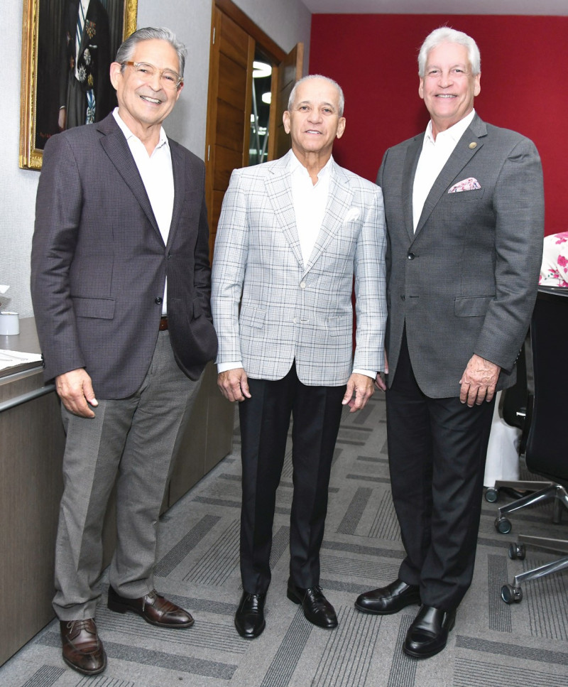 Oto González, Silfrido Pared y José Luis Núñez.