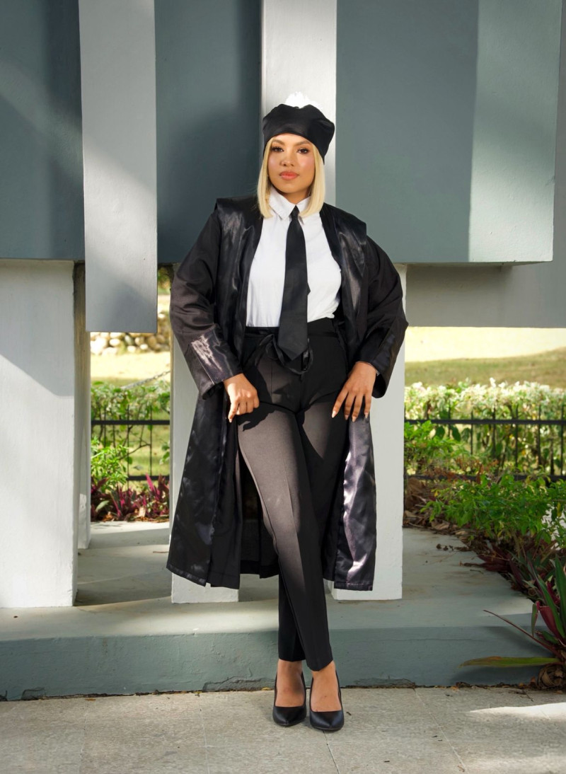 Chantal Santiago García está a menos de dos años de graduarse de abogada