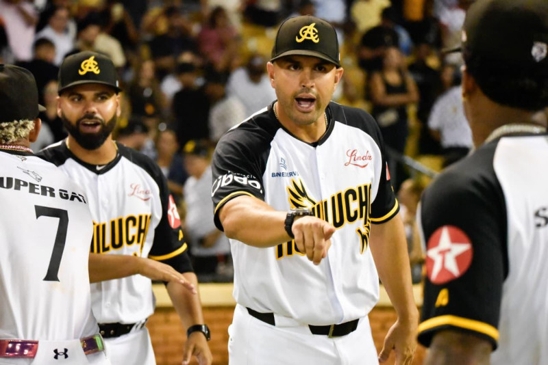 Luis “Pipe” Urueta, dirigente colombiano en su primer año con las Águilas Cibaeñas.