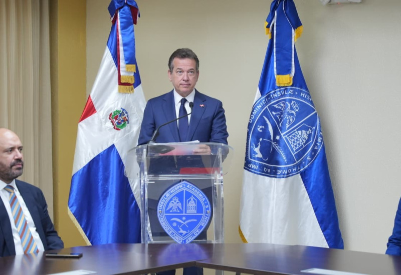 El ministro MICM, Víctor -Ito- Bisonó lideró el proceso de negociación con EE.UU.