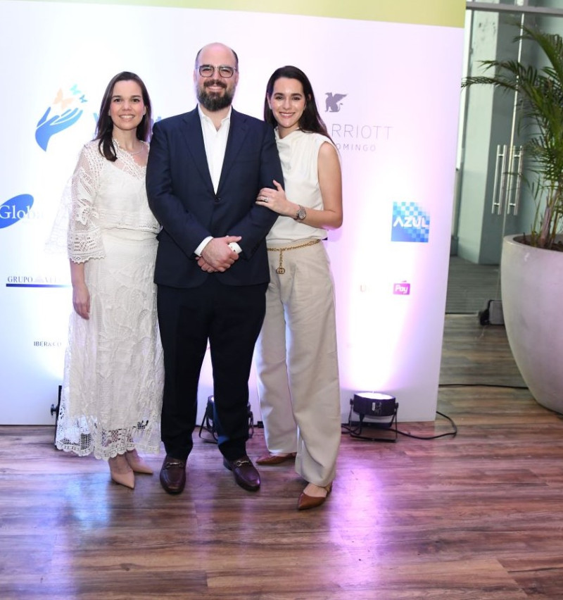 Emiliana Velutini, Luis Emilio Velutini e Isabella Braschi.