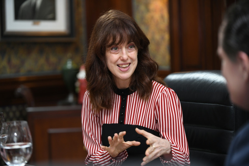 Irene Vallejo también habló de los límites confusos entre la libertad personal y las imposiciones externas.