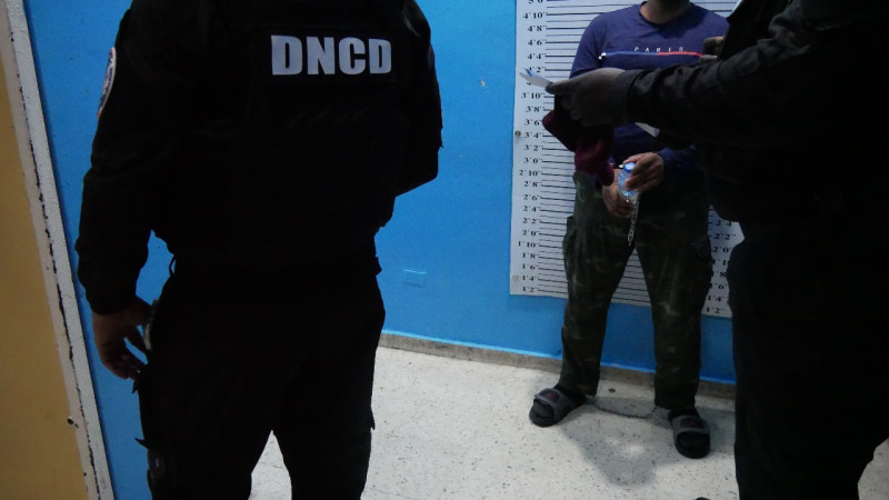 Revisión policial previa a la extradición.