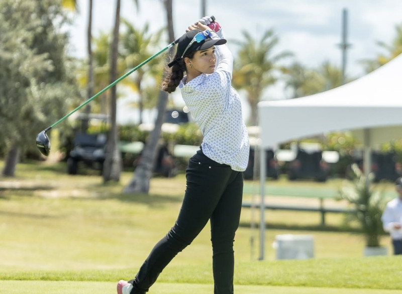 Shanel Rodríguez prometedora golfista dominicana.