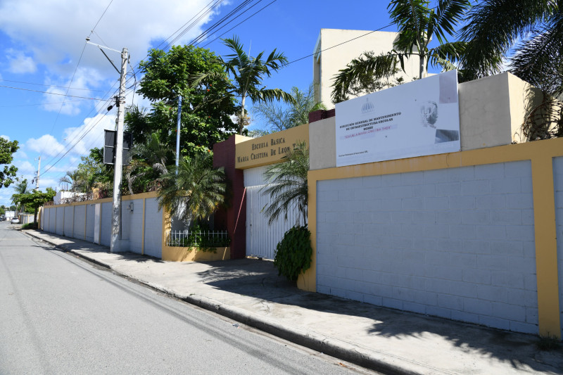 Escuela Básica María Cristiana de León Then en el sector El Almirante Caña, Santo Domingo Este.