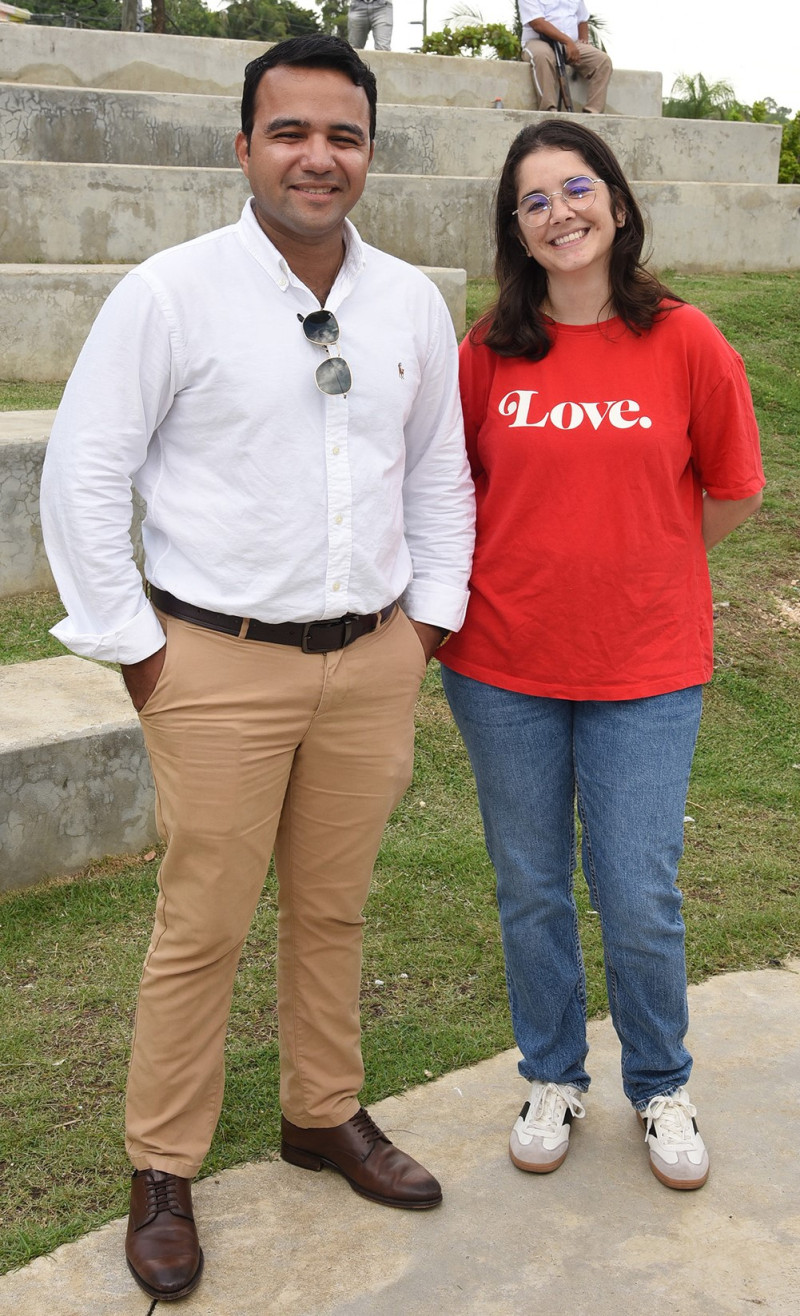 Moisés Méndez y Andrea Pizano