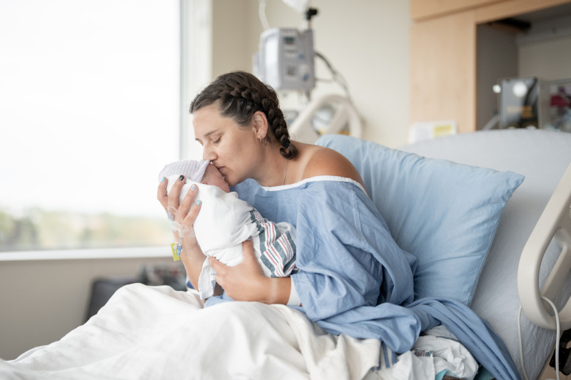 Desde la Psicología, ellas son el primer espejo donde aprendemos también a confiar y a sobrevivir.