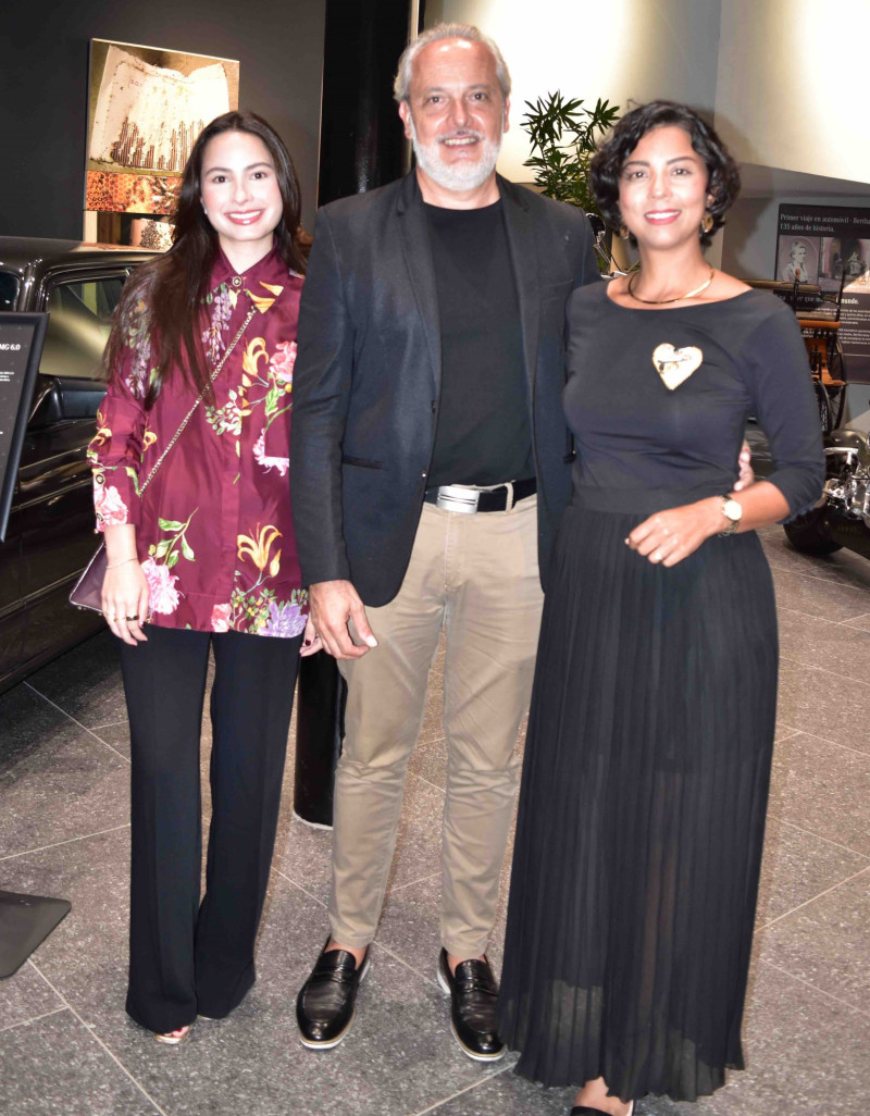 Cristina Álvarez, Xavier Roselló y  Laura Arellano.