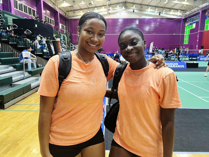 Lariza Pie y Nairobi Jiménez aseguraron la medalla de bronce y pasaron a la serie semifinal de doble femenino.