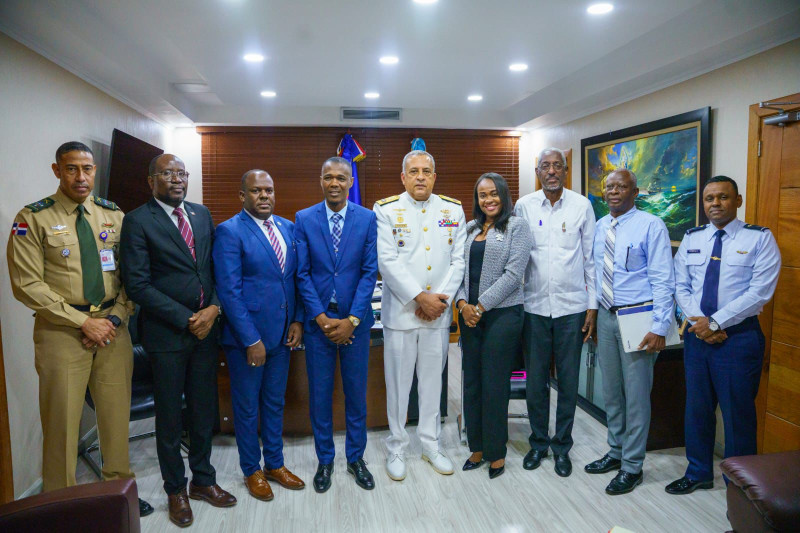 Director Migración se reunió con autoridades consulares de Haití.