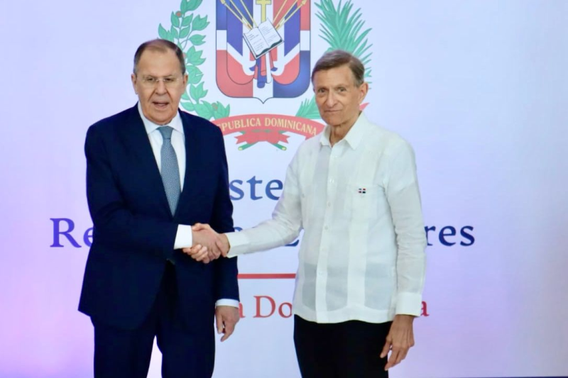 Serguéi Lavrov y Roberto Álvarez, cancilleres de Rusia y RD.