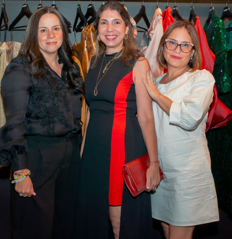 Josefina Castañeda, Desiree Hieronimus y Andrea Fuentes.