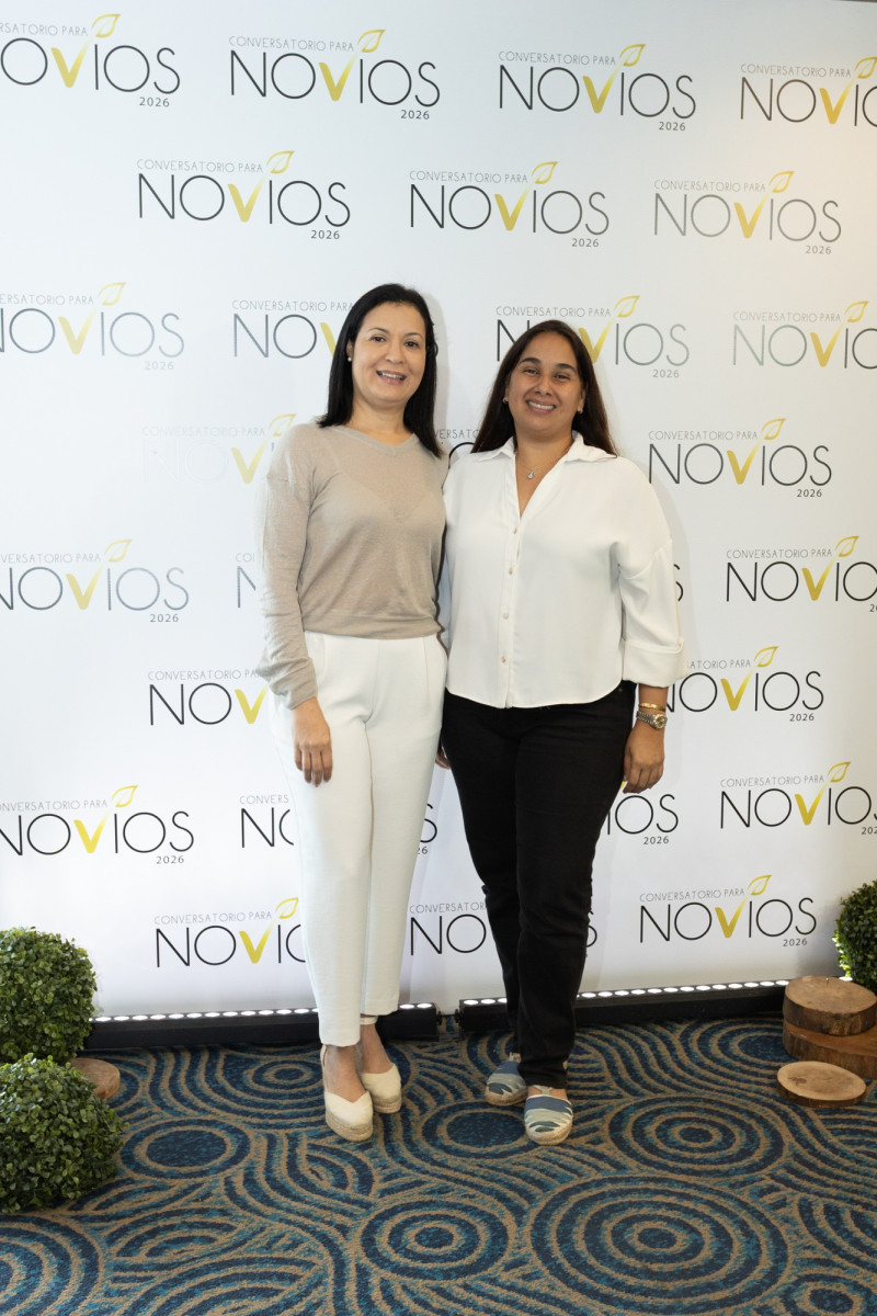 Wendy Hernández y Ligia Espinal.