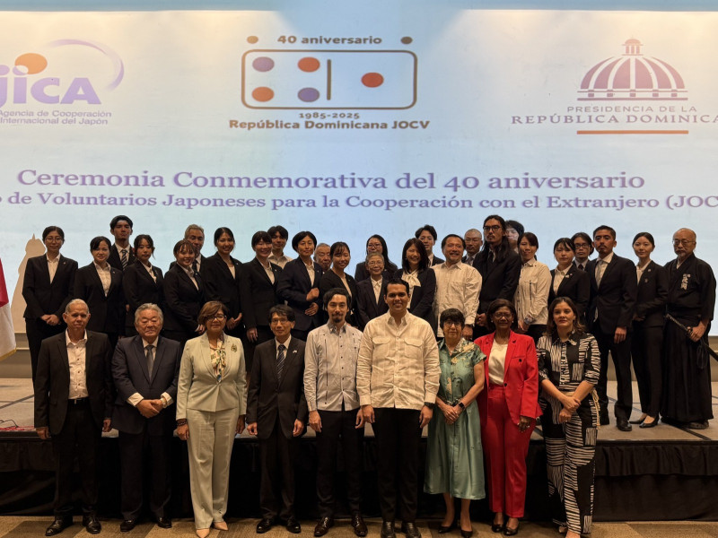 Representantes de República Dominicana y Japón en el acto de celebración