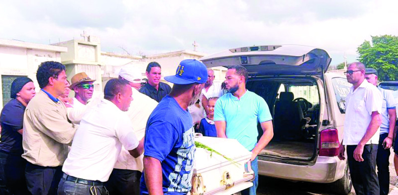 Noelvin Jeremías Cabrera, de 14 años, fue sepultado el pasado domingo 30 de noviembr, en Santiago.