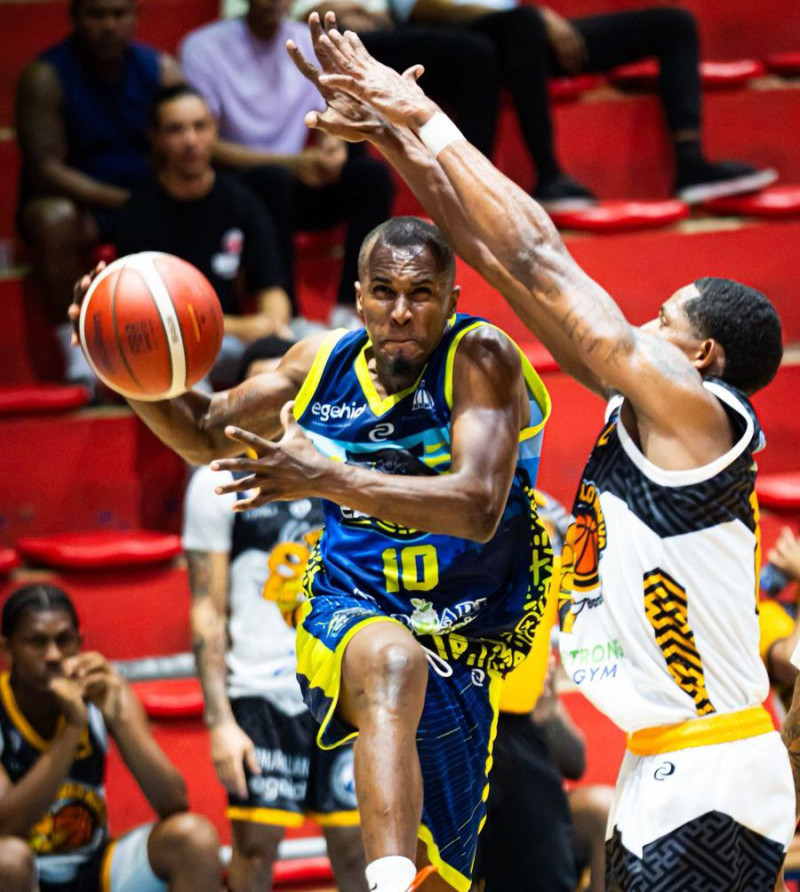 Acción durante uno de los partidos.