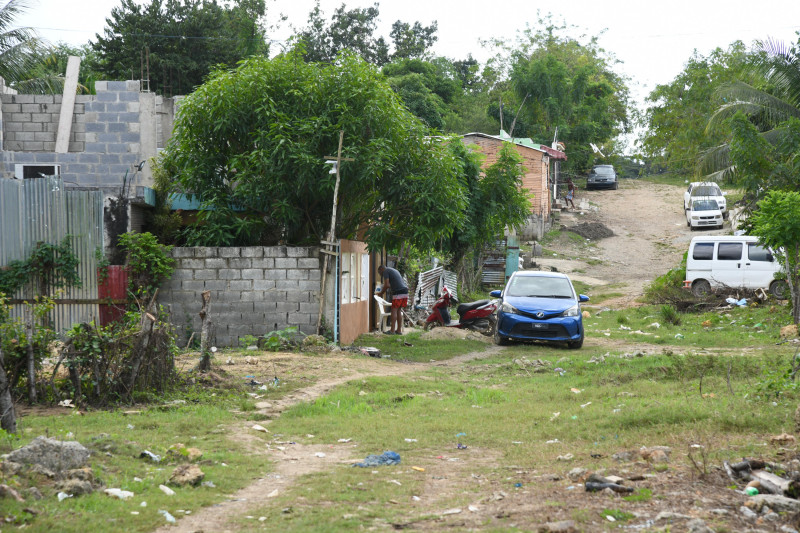 La lucha de vecinos en San Luis está empujada por el crítico estado de sus calles llenas de hoyos, piedras y desechos.