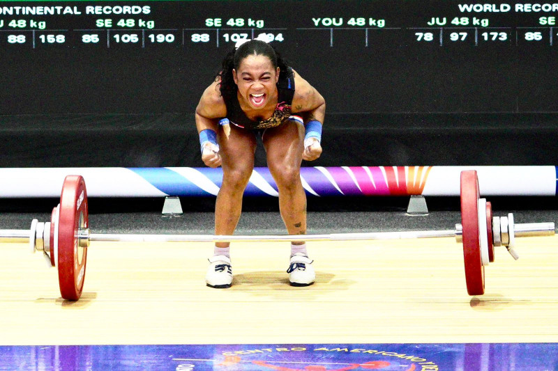 Dahiana Ortiz reacciona tras dominar su modalidad.