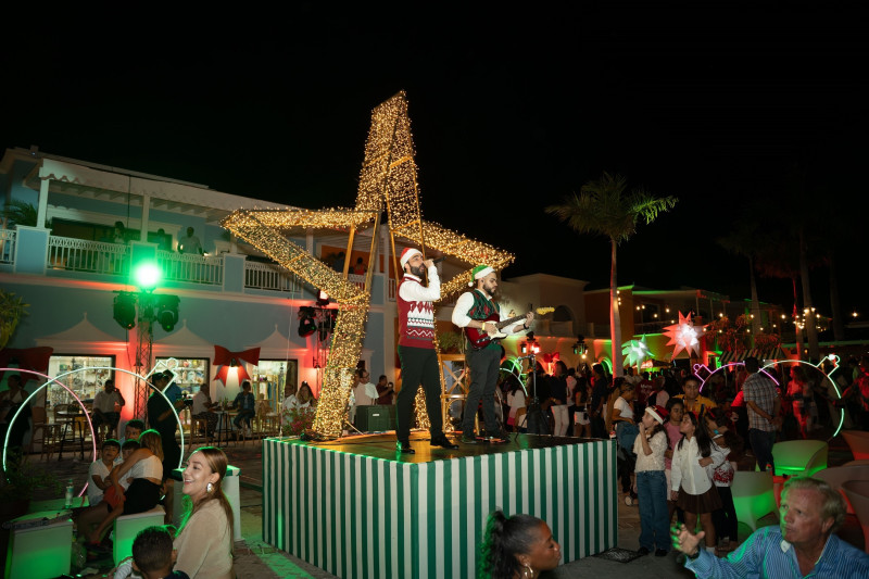 Cap Cana se vivió una noche navideña llena de momentos musicales y de entretenimiento.